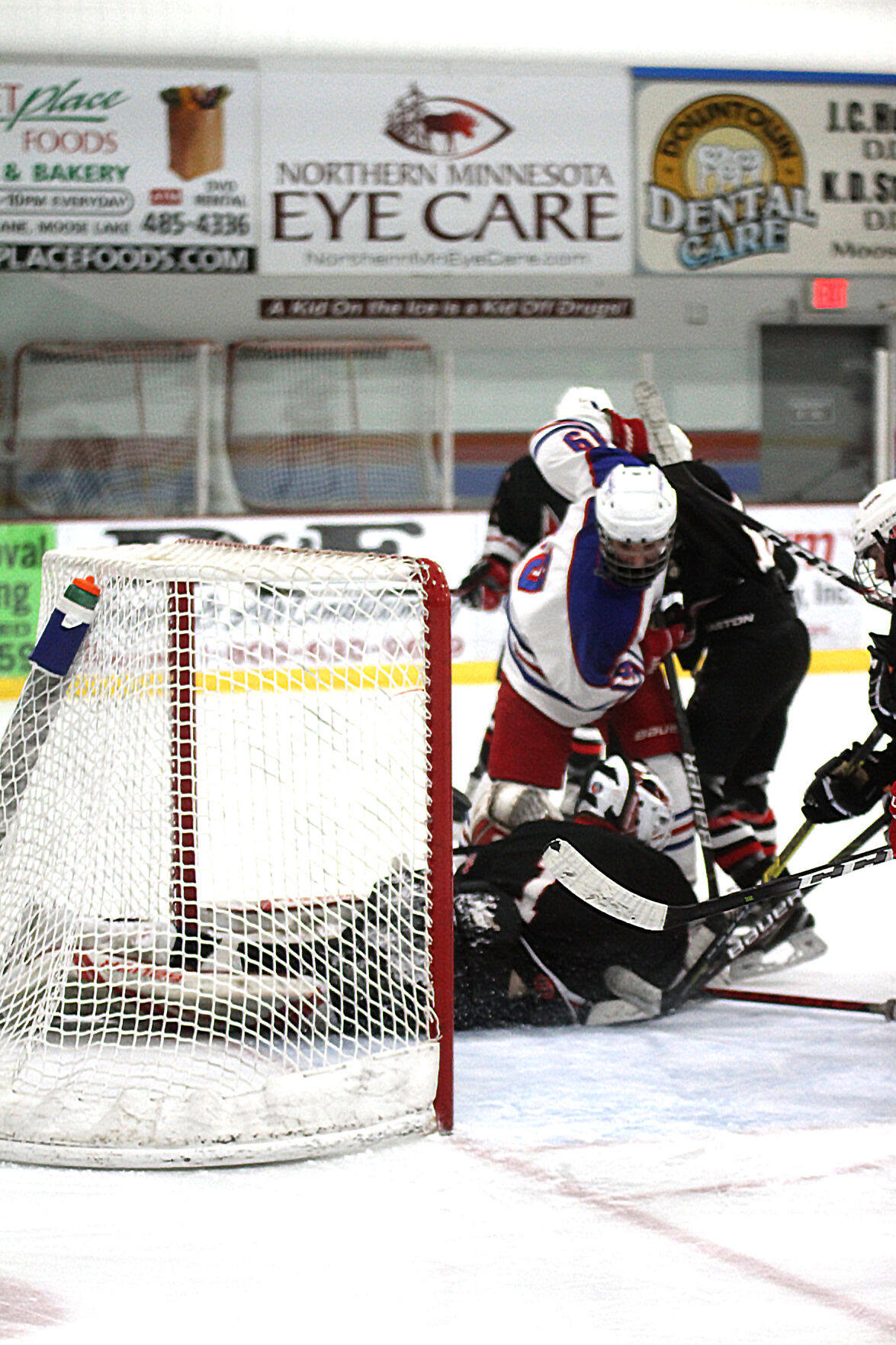 Rebels skate past Timberwolves